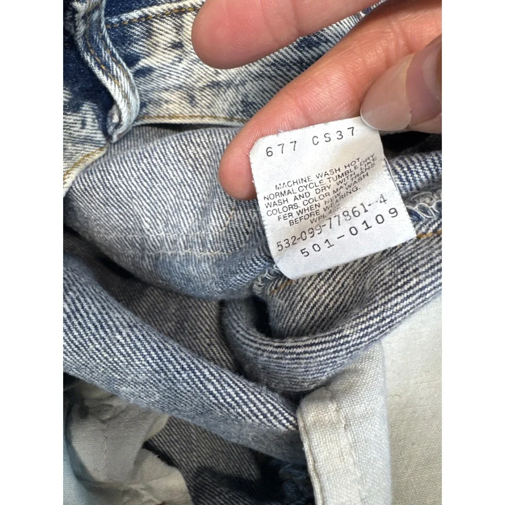 Vintage Levis 501 Acid Wash Jeans Made in USA Mens 30x34 Blue Button Fly Denim
